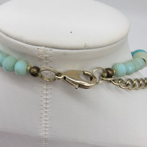 STUNNING MULTI‎ COLORED BEADED NECKLACE 3 Strand Colorful Boho Festival - Picture 5 of 6